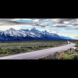 Meet your Posher, Nelia